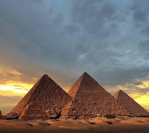 Day trip from Sharm el Sheikh to Cairo by plane