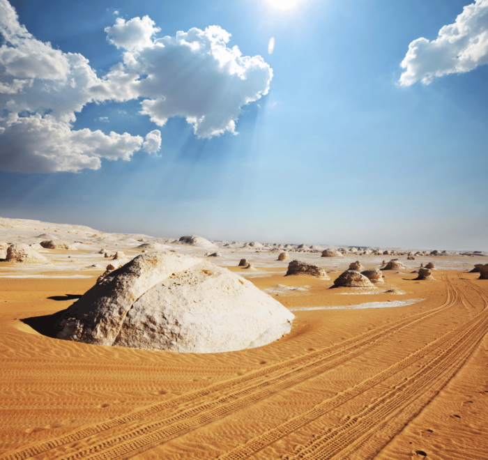 The White Desert in Egypt - A Complete Guide for First-Time travelers