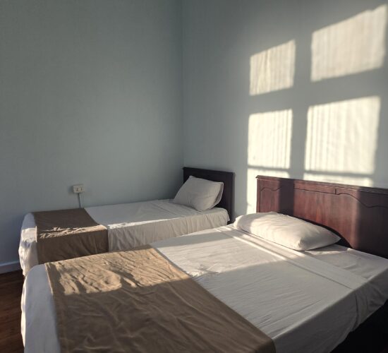 Twin Room with Shared Bathroom – Perfect for Your Cairo Adventure