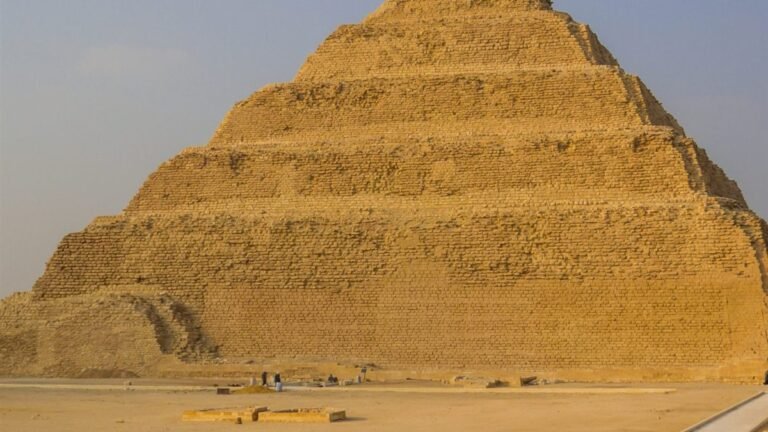 Saqqara day trip from Cairo